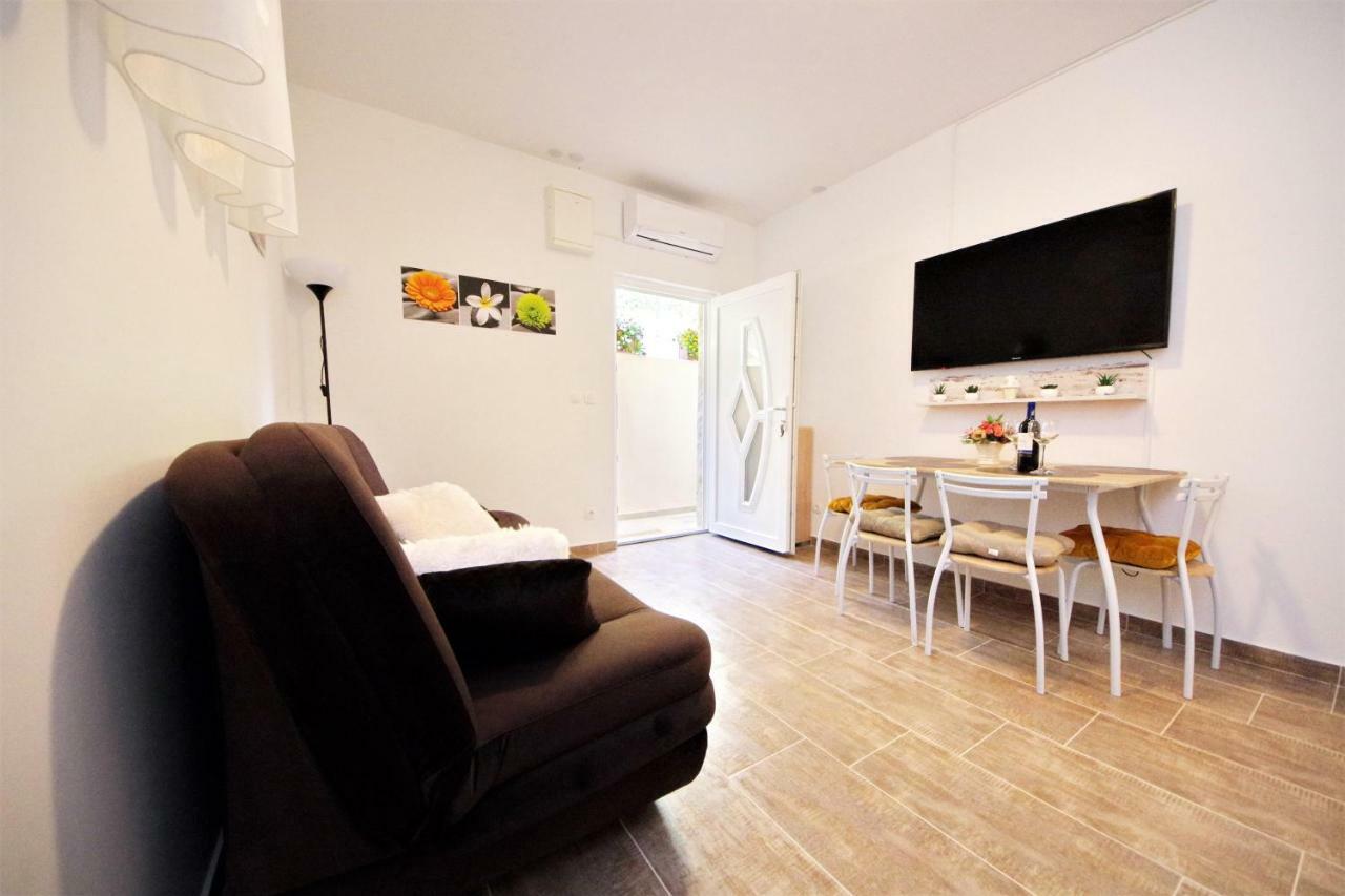 Gabi 3 Apartment Zadar Exterior photo